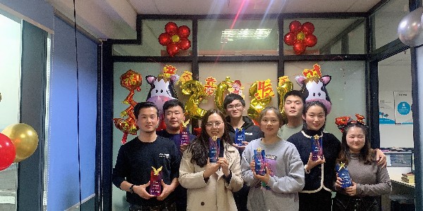 2021越邦機(jī)電“贏在開門，筑夢遠(yuǎn)航”年會圓滿成功！
