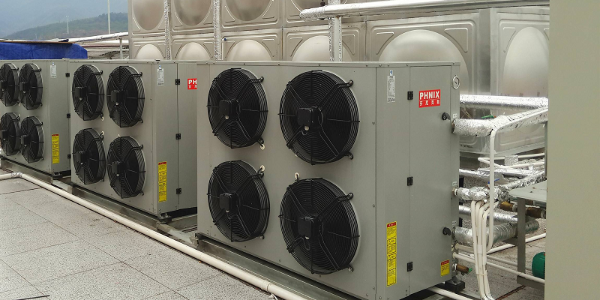 空氣能熱泵結(jié)霜冒白煙！不用慌，那是在除霜